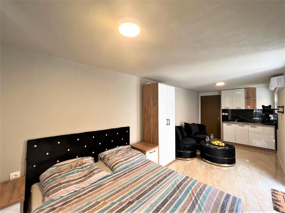 Apartments Melek Medulin Luaran gambar