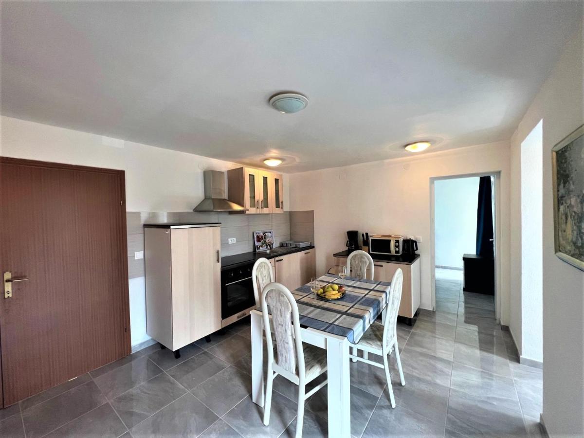 Apartments Melek Medulin Luaran gambar