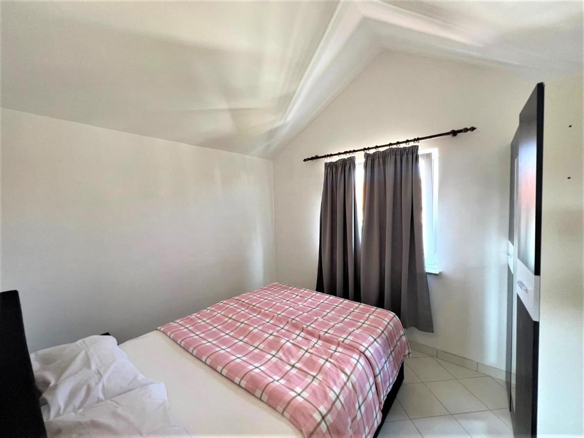 Apartments Melek Medulin Luaran gambar