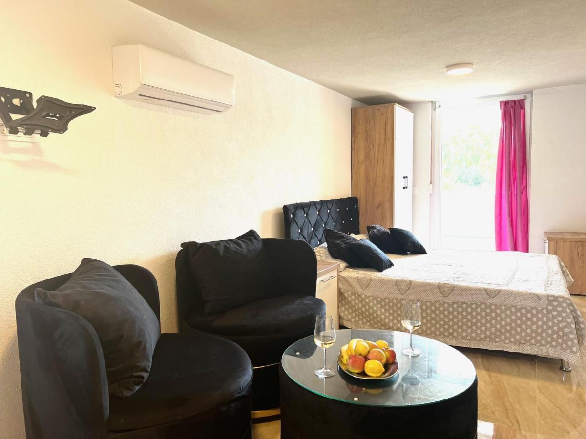 Apartments Melek Medulin Luaran gambar